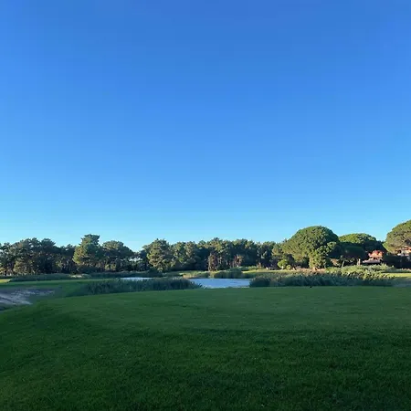 Hospedado Por Aroeira Golf *